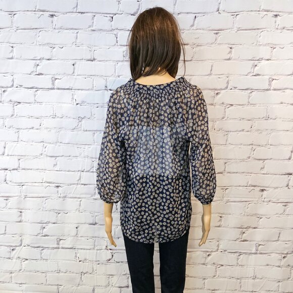 DOWNEAST - Daisy print sheer 3/4 sleeve blouse - Picture 8 of 10